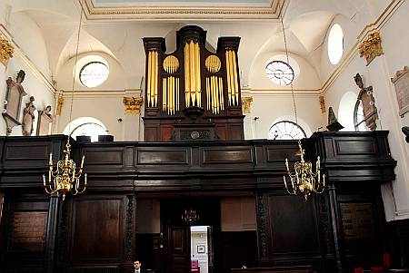 Lothbury St Margaret - The Gallery